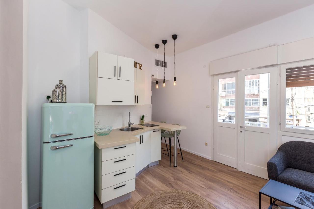 1B Patio Beach House Premium Location W/2 Balcony Tel Aviv Esterno foto