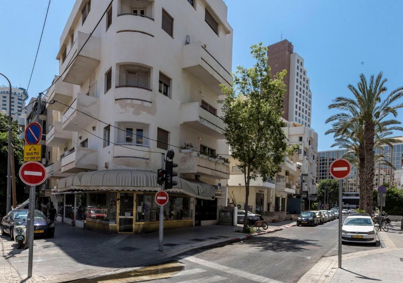 1B Patio Beach House Premium Location W/2 Balcony Tel Aviv Esterno foto